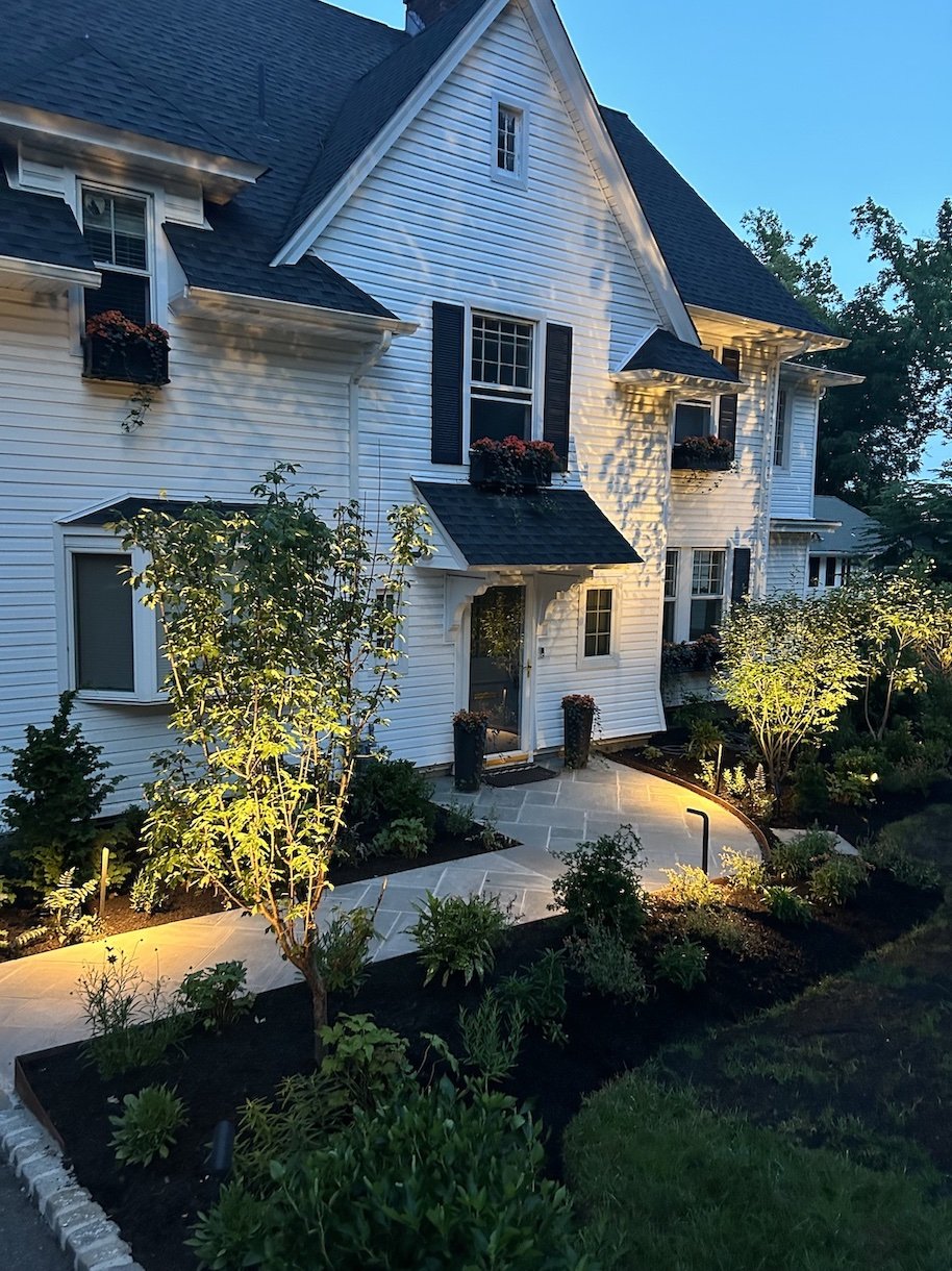 Front entry lighting to highlight home and landscaping in northern NJ.jpg