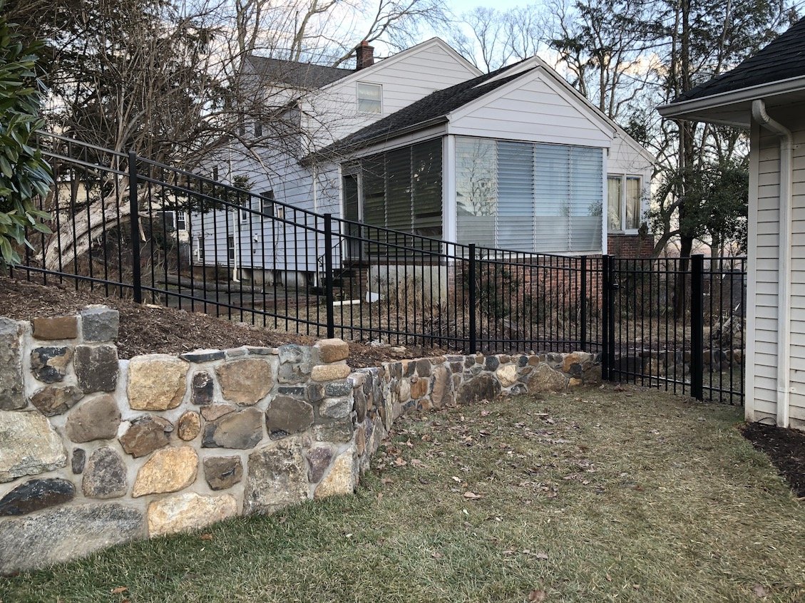 Black Aluminum Fence for north nj home.jpg